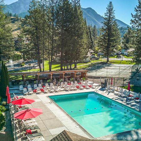 Ridgeview Resort Рейдиъм Хот Спрингс Екстериор снимка